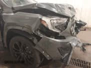 ✅ 2020 GMC Terrain SLE • VIN: 3GKALTEV3LL157938 • Lot: 43479788. Wystawiony na IAAI z przebiegiem 22 951 mil. Bezpłatny archiwum sprzedaży aukcyjnych z USA i szczegółowy raport historii pojazdu na DreamBid. Zdjęcie 18.