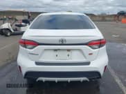 ✅ 2020 Toyota Corolla SE • VIN: 5YFS4RCE1LP029817 • Lot: 43740799. Listed on IAAI with 71,530 mi. Free auction sales archive from the USA and detailed vehicle history report at DreamBid. Image 17.