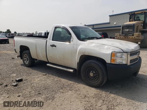 ✅ 2007 Chevrolet Silverado 1500 Work Truck • VIN: 1GCEC14C87Z549037 • Lot: 60250355. Wystawiony na Copart z przebiegiem 371 550 mil. Bezpłatny archiwum sprzedaży aukcyjnych z USA i szczegółowy raport historii pojazdu na DreamBid. Zdjęcie 4.
