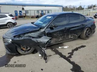 ✅ 2020 Alfa Romeo Giulia Quadrifoglio • VIN: ZARFAMEVXL7634419 • Lot: 49968334. Wystawiony na Copart z przebiegiem Nie podano. Bezpłatny archiwum sprzedaży aukcyjnych z USA i szczegółowy raport historii pojazdu na DreamBid. Zdjęcie 1.