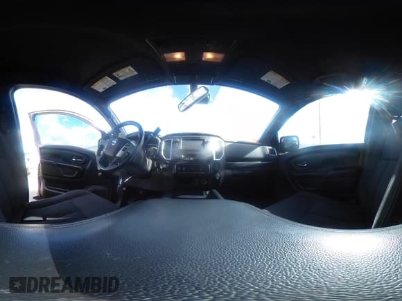 ✅ 2018 Nissan Titan SV • VIN: 1N6AA1E65JN533449 • Lot: 42794423. Wystawiony na IAAI z przebiegiem 134 809 mil. Bezpłatny archiwum sprzedaży aukcyjnych z USA i szczegółowy raport historii pojazdu na DreamBid. Zdjęcie 19.