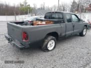 ✅ 1999 Dodge Dakota SLT • VIN: 1B7GL22X3XS181329 • Lot: 41480264. Wystawiony na IAAI z przebiegiem 227 616 mil. Bezpłatny archiwum sprzedaży aukcyjnych z USA i szczegółowy raport historii pojazdu na DreamBid. Zdjęcie 4.