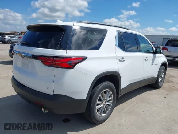 ✅ 2023 Chevrolet Traverse LT Cloth • VIN: 1GNERGKW1PJ137935 • Lot: 42580302. Listed on IAAI with 47,838 mi. Free auction sales archive from the USA and detailed vehicle history report at DreamBid. Image 4.