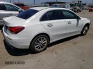 ✅ 2019 Mercedes-Benz A 220 • VIN: WDD3G4EB0KW027571 • Лот: 61597393. Опубликован ранее на Copart с пробегом 55 252 миль. Бесплатный доступ к архиву аукционных продаж из США и подробный отчёт об истории автомобиля на DreamBid. Изображение 3.