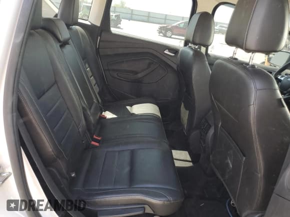 ✅ 2015 Ford C-Max SEL • VIN: 1FADP5CU3FL102012 • Lot: 53603075. Wystawiony na Copart z przebiegiem 83 475 mil. Bezpłatny archiwum sprzedaży aukcyjnych z USA i szczegółowy raport historii pojazdu na DreamBid. Zdjęcie 11.