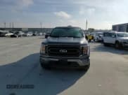 ✅ 2023 Ford F-150 Lariat • VIN: 1FTFW1E8XPKE36141 • Lot: 90046655. Wystawiony na Copart z przebiegiem 44 983 mil. Bezpłatny archiwum sprzedaży aukcyjnych z USA i szczegółowy raport historii pojazdu na DreamBid. Zdjęcie 14.