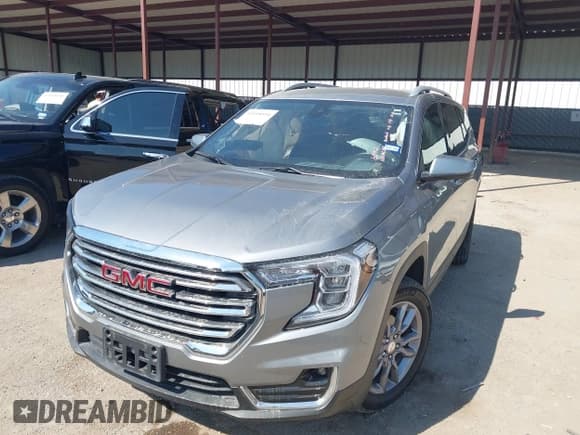 ✅ 2024 GMC Terrain SLT • VIN: 3GKALVEG3RL188192 • Lot: 43418594. Wystawiony na IAAI z przebiegiem 47 669 mil. Bezpłatny archiwum sprzedaży aukcyjnych z USA i szczegółowy raport historii pojazdu na DreamBid. Zdjęcie 17.