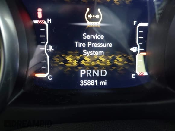 ✅ 2021 Jeep Wrangler Unlimited Willys • VIN: 1C4HJXDN0MW685716 • Lot: 40837088. Wystawiony na IAAI z przebiegiem 35 881 mil. Bezpłatny archiwum sprzedaży aukcyjnych z USA i szczegółowy raport historii pojazdu na DreamBid. Zdjęcie 15.