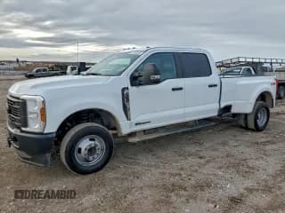 ✅ 2024 Ford F-350 XLT • VIN: 1FT8W3DT2REF49982 • Лот: 95763245. Опубликован ранее на Copart с пробегом 28 230 миль. Бесплатный доступ к архиву аукционных продаж из США и подробный отчёт об истории автомобиля на DreamBid. Изображение 1.