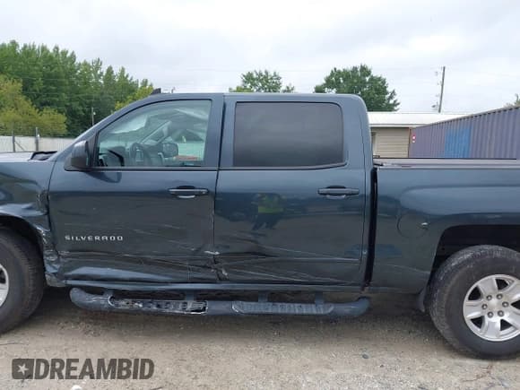 ✅ 2017 Chevrolet Silverado 1500 LT • VIN: 3GCUKREH6HG467221 • Лот: 42936526. Опубликован ранее на IAAI с пробегом 256 720 миль. Бесплатный доступ к архиву аукционных продаж из США и подробный отчёт об истории автомобиля на DreamBid. Изображение 14.