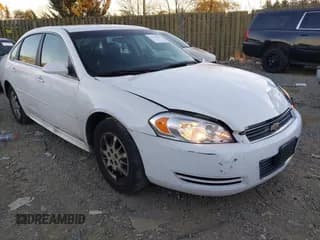 ✅ 2010 Chevrolet Impala Police Police • VIN: 2G1WD5EM9A1199927 • Lot: 43733944. Wystawiony na IAAI z przebiegiem 122 285 mil. Bezpłatny archiwum sprzedaży aukcyjnych z USA i szczegółowy raport historii pojazdu na DreamBid. Zdjęcie 1.