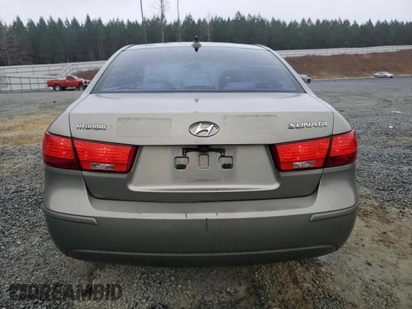 ✅ 2009 Hyundai Sonata GLS • VIN: 5NPET46C09H565905 • Лот: 80325284. Опубликован ранее на Copart с пробегом 209 795 миль. Бесплатный доступ к архиву аукционных продаж из США и подробный отчёт об истории автомобиля на DreamBid. Изображение 6.