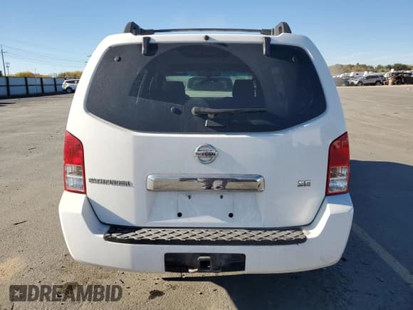 ✅ 2006 Nissan Pathfinder SE • VIN: 5N1AR18W16C616141 • Lot: 87041075. Wystawiony na Copart z przebiegiem 203 536 mil. Bezpłatny archiwum sprzedaży aukcyjnych z USA i szczegółowy raport historii pojazdu na DreamBid. Zdjęcie 6.