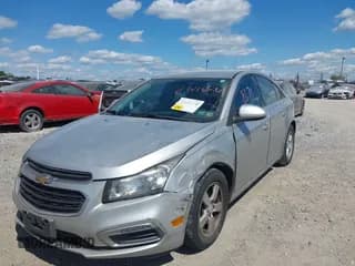 ✅ 2015 Chevrolet Cruze LT • VIN: 1G1PC5SB7F7180748 • Lot: 43118576. Wystawiony na IAAI z przebiegiem 106 511 mil. Bezpłatny archiwum sprzedaży aukcyjnych z USA i szczegółowy raport historii pojazdu na DreamBid. Zdjęcie 6.