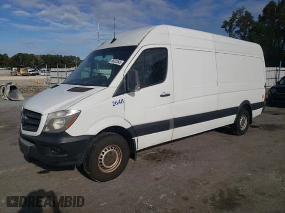 ✅ 2018 Mercedes-Benz Sprinter Cargo Worker • VIN: WD3PE8CD9JP594538 • Лот: 85333545. Опубликован ранее на Copart с пробегом 520 347 миль. Бесплатный доступ к архиву аукционных продаж из США и подробный отчёт об истории автомобиля на DreamBid. Изображение 1.
