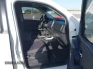 ✅ 2024 Nissan Frontier SL • VIN: 1N6ED1EJ0RN650784 • Лот: 42846641. Опубликован ранее на IAAI с пробегом 8 200 миль. Бесплатный доступ к архиву аукционных продаж из США и подробный отчёт об истории автомобиля на DreamBid. Изображение 5.