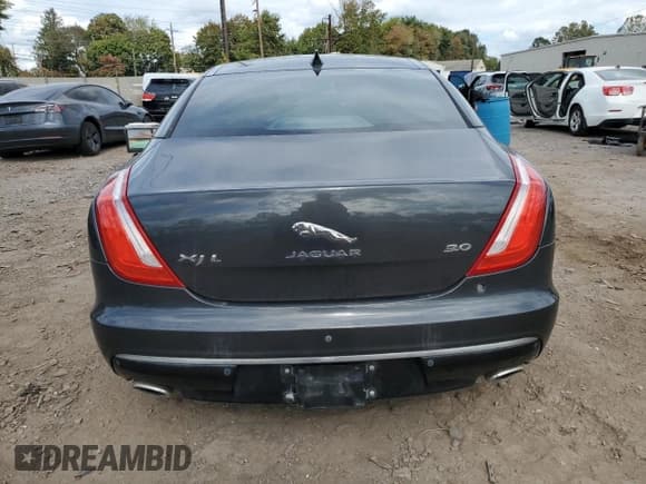 ✅ 2016 Jaguar XJ Portfolio • VIN: SAJWA2G74G8V98077 • Lot: 84870315. Wystawiony na Copart z przebiegiem 87 008 mil. Bezpłatny archiwum sprzedaży aukcyjnych z USA i szczegółowy raport historii pojazdu na DreamBid. Zdjęcie 6.