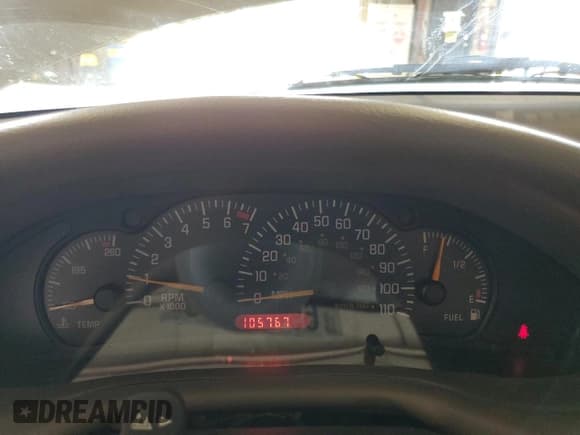 ✅ 2001 Pontiac Sunfire SE • VIN: 1G2JB524X17106500 • Lot: 69760215. Wystawiony na Copart z przebiegiem 105 767 mil. Bezpłatny archiwum sprzedaży aukcyjnych z USA i szczegółowy raport historii pojazdu na DreamBid. Zdjęcie 9.