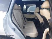 ✅ 2023 BMW X3 sDrive30i • VIN: 5UX43DP03P9R75120 • Lot: 43692847. Wystawiony na IAAI z przebiegiem 48 425 mil. Bezpłatny archiwum sprzedaży aukcyjnych z USA i szczegółowy raport historii pojazdu na DreamBid. Zdjęcie 8.