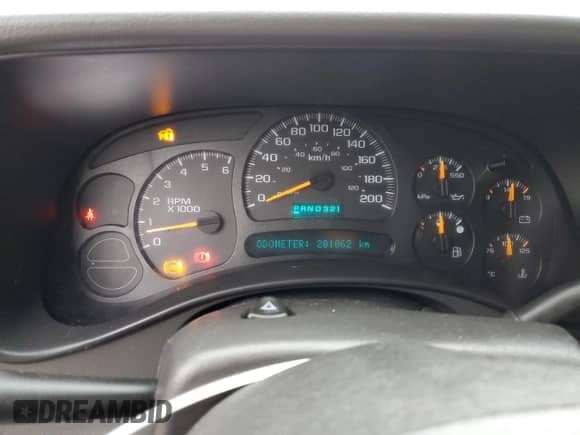 2005 GMC Sierra 1500 SLE with VIN 2GTEK19V751136724, listed as a Copart auction lot 71439045 with 281,062 mi miles and Salvage title. Bid and sale history available at DreamBid. Image 9.