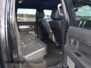 ✅ 2014 Ford F-150 Platinum • VIN: 1FTFW1ET5EFC89771 • Lot: 43499145. Wystawiony na IAAI z przebiegiem 174 908 mil. Bezpłatny archiwum sprzedaży aukcyjnych z USA i szczegółowy raport historii pojazdu na DreamBid. Zdjęcie 8.