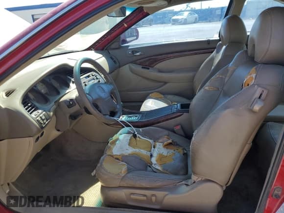 ✅ 2001 Acura CL Type S • VIN: 19UYA426X1A038213 • Lot: 74719364. Listed on Copart with 218,105 mi. Free auction sales archive from the USA and detailed vehicle history report at DreamBid. Image 7.