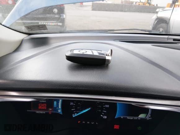 ✅ 2017 Ford Fusion Hybrid SE • VIN: 3FA6P0LU4HR344369 • Lot: 43916879. Listed on IAAI with 162,306 mi. Free auction sales archive from the USA and detailed vehicle history report at DreamBid. Image 11.