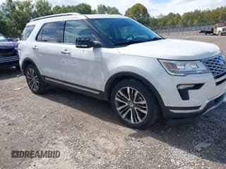 ✅ 2018 Ford Explorer Platinum • VIN: 1FM5K8HT6JGB74320 • Lot: 43298411. Wystawiony na IAAI z przebiegiem 96 268 mil. Bezpłatny archiwum sprzedaży aukcyjnych z USA i szczegółowy raport historii pojazdu na DreamBid. Zdjęcie 1.