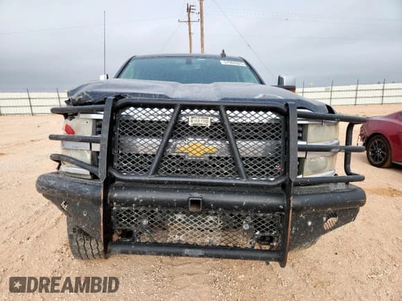 ✅ 2015 Chevrolet Silverado 2500HD LTZ • VIN: 1GC1KWEG0FF518140 • Lot: 57902025. Wystawiony na Copart z przebiegiem 328 656 mil. Bezpłatny archiwum sprzedaży aukcyjnych z USA i szczegółowy raport historii pojazdu na DreamBid. Zdjęcie 5.