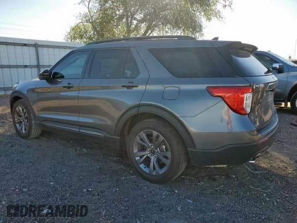 ✅ 2024 Ford Explorer XLT • VIN: 1FMSK7DH1RGA70831 • Lot: 92366195. Wystawiony na Copart z przebiegiem 20 397 mil. Bezpłatny archiwum sprzedaży aukcyjnych z USA i szczegółowy raport historii pojazdu na DreamBid. Zdjęcie 2.