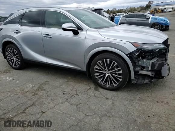 ✅ 2023 Lexus RX 350 Premium Plus • VIN: 2T2BAMCA5PC005966 • Lot: 82599735. Listed on Copart with 5,847 mi. Free auction sales archive from the USA and detailed vehicle history report at DreamBid. Image 14.