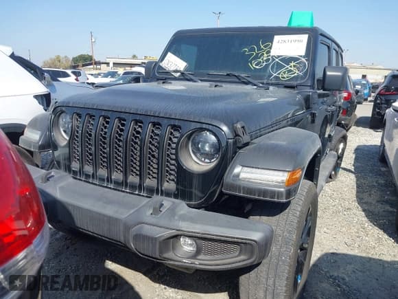 ✅ 2023 Jeep Wrangler Sahara • VIN: 1C4JJXP63PW672565 • Lot: 42831990. Listed on IAAI with 26,862 mi. Free auction sales archive from the USA and detailed vehicle history report at DreamBid. Image 13.