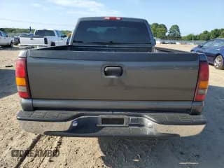 ✅ 2001 Chevrolet Silverado 1500 • VIN: 1GCEC14WX1Z280461 • Лот: 61103664. Опубликован ранее на Copart с пробегом 228 149 миль. Бесплатный доступ к архиву аукционных продаж из США и подробный отчёт об истории автомобиля на DreamBid. Изображение 6.