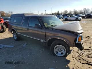 ✅ 1997 Chevrolet S-10 LS • VIN: 1GCCS1945V8158538 • Лот: 82390784. Опубликован ранее на Copart с пробегом 41 228 миль. Бесплатный доступ к архиву аукционных продаж из США и подробный отчёт об истории автомобиля на DreamBid. Изображение 4.
