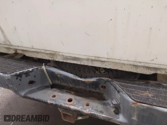 ✅ 1997 GMC Sierra 3500 • VIN: 1GTHK33F4VF004765 • Лот: 42053137. Опубликован ранее на IAAI с пробегом 129 249 миль. Бесплатный доступ к архиву аукционных продаж из США и подробный отчёт об истории автомобиля на DreamBid. Изображение 6.