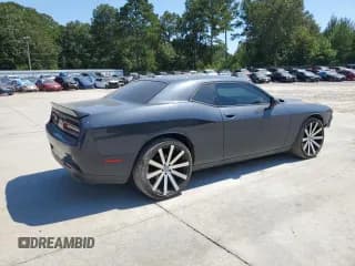 ✅ 2019 Dodge Challenger SXT • VIN: 2C3CDZAG5KH701900 • Lot: 70775285. Wystawiony na Copart z przebiegiem 142 357 mil. Bezpłatny archiwum sprzedaży aukcyjnych z USA i szczegółowy raport historii pojazdu na DreamBid. Zdjęcie 3.