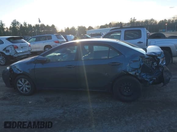 ✅ 2015 Toyota Corolla L • VIN: 2T1BURHE7FC397206 • Лот: 43713593. Опубликован ранее на IAAI с пробегом 72 612 миль. Бесплатный доступ к архиву аукционных продаж из США и подробный отчёт об истории автомобиля на DreamBid. Изображение 18.