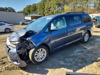 ✅ 2014 Toyota Sienna XLE • VIN: 5TDYK3DC8ES458103 • Lot: 91383175. Listed on Copart with 127,903 mi. Free auction sales archive from the USA and detailed vehicle history report at DreamBid. Image 1.