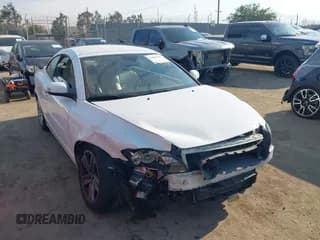 ✅ 2010 Volvo C70 • VIN: YV1672MC5AJ090645 • Lot: 42930138. Listed on IAAI with 82,970 mi. Free auction sales archive from the USA and detailed vehicle history report at DreamBid. Image 1.