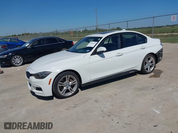 ✅ 2015 BMW 3 Series 328i • VIN: WBA3A5G59FNS90756 • Лот: 43405823. Опубликован ранее на IAAI с пробегом 162 628 миль. Бесплатный доступ к архиву аукционных продаж из США и подробный отчёт об истории автомобиля на DreamBid. Изображение 17.