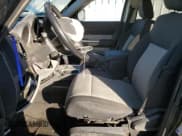 ✅ 2007 Dodge Nitro SLT • VIN: 1D8GU58K27W583315 • Lot: 91631875. Wystawiony na Copart z przebiegiem 178 854 mil. Bezpłatny archiwum sprzedaży aukcyjnych z USA i szczegółowy raport historii pojazdu na DreamBid. Zdjęcie 7.