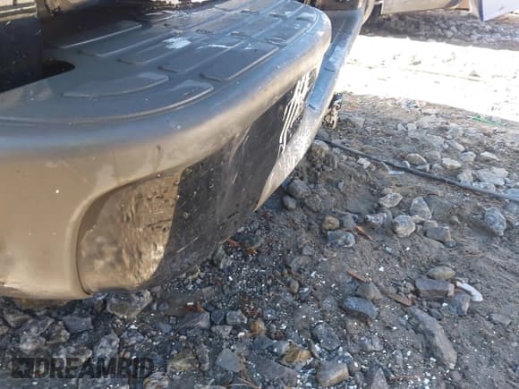 ✅ 2002 Chevrolet Suburban LS • VIN: 3GNFK16Z92G322707 • Лот: 41300358. Опубликован ранее на IAAI с пробегом 287 031 миль. Бесплатный доступ к архиву аукционных продаж из США и подробный отчёт об истории автомобиля на DreamBid. Изображение 16.