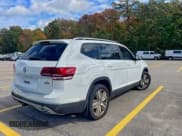 ✅ 2019 Volkswagen Atlas SEL • VIN: 1V2MR2CA1KC536477 • Лот: 94599995. Опубликован ранее на Copart с пробегом 129 044 миль. Бесплатный доступ к архиву аукционных продаж из США и подробный отчёт об истории автомобиля на DreamBid. Изображение 4.