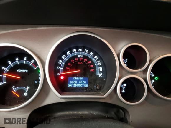 ✅ 2010 Toyota Sequoia Limited • VIN: 5TDJW5G14AS038019 • Лот: 65326245. Опубликован ранее на Copart с пробегом 264 450 миль. Бесплатный доступ к архиву аукционных продаж из США и подробный отчёт об истории автомобиля на DreamBid. Изображение 9.