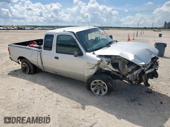 ✅ 2010 Ford Ranger XL • VIN: 1FTKR1EE8APA29697 • Lot: 62613805. Wystawiony na Copart z przebiegiem 111 958 mil. Bezpłatny archiwum sprzedaży aukcyjnych z USA i szczegółowy raport historii pojazdu na DreamBid. Zdjęcie 4.