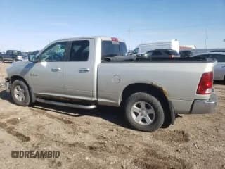✅ 2010 Dodge 1500 ST • VIN: 1D7RV1GP7AS214755 • Лот: 78781974. Опубликован ранее на Copart с пробегом 172 033 миль. Бесплатный доступ к архиву аукционных продаж из США и подробный отчёт об истории автомобиля на DreamBid. Изображение 2.