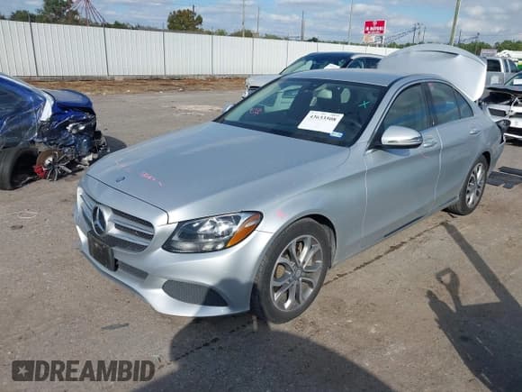 ✅ 2016 Mercedes-Benz C 300 • VIN: 55SWF4JBXGU169632 • Lot: 43633508. Listed on IAAI with 77,094 mi. Free auction sales archive from the USA and detailed vehicle history report at DreamBid. Image 2.
