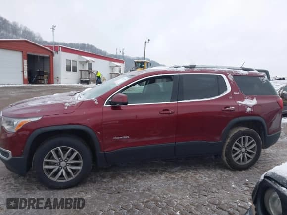 ✅ 2017 GMC Acadia SLE • VIN: 1GKKNSLS4HZ321473 • Lot: 43823727. Listed on IAAI with 138,402 mi. Free auction sales archive from the USA and detailed vehicle history report at DreamBid. Image 14.
