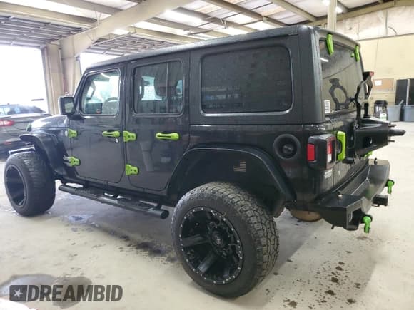 ✅ 2019 Jeep Wrangler Unlimited Sport S • VIN: 1C4HJXDN1KW588487 • Lot: 80816925. Wystawiony na Copart z przebiegiem 114 791 mil. Bezpłatny archiwum sprzedaży aukcyjnych z USA i szczegółowy raport historii pojazdu na DreamBid. Zdjęcie 2.