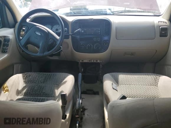 ✅ 2003 Ford Escape XLT Popular • VIN: 1FMYU03133KE18634 • Lot: 61671615. Listed on Copart with 222,708 mi. Free auction sales archive from the USA and detailed vehicle history report at DreamBid. Image 8.